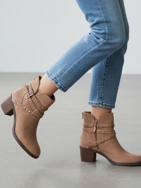 Lucky Brand Callam Studded Strap Boot NWOB Brown Heel Boot Rodeo Western